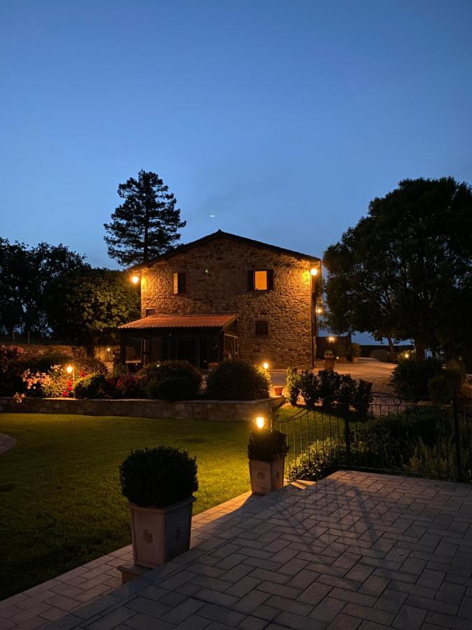 Fratta Todina La Luna Di Mezzanotte מראה חיצוני תמונה