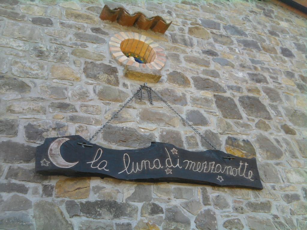 Fratta Todina La Luna Di Mezzanotte מראה חיצוני תמונה